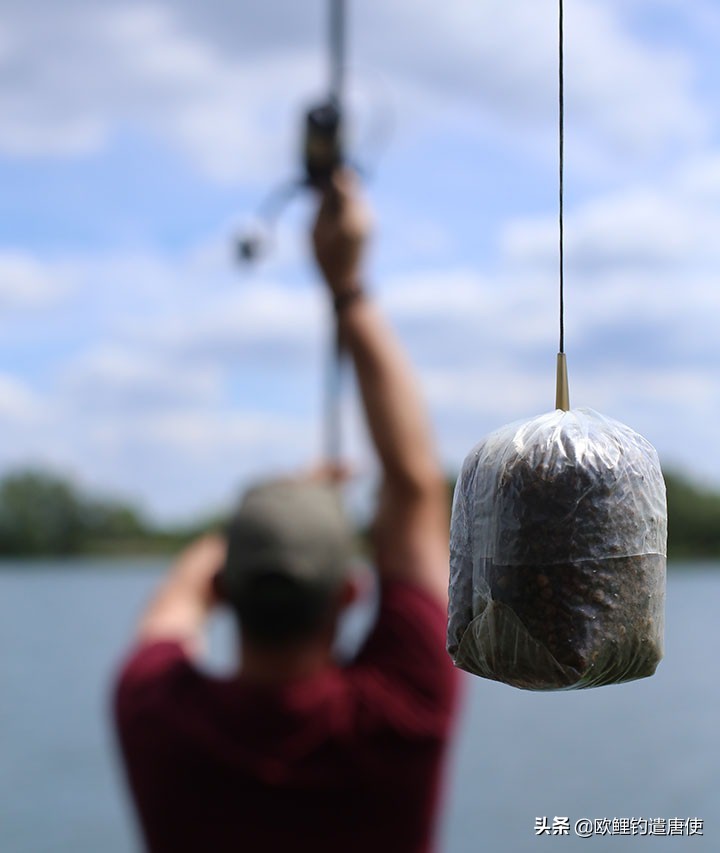 老外钓鱼打窝,老外打窝钓鱼视频大全