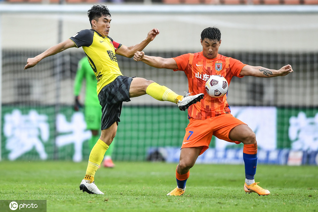 孙准浩一分钟绝杀,金敬道孙准浩跑动距离