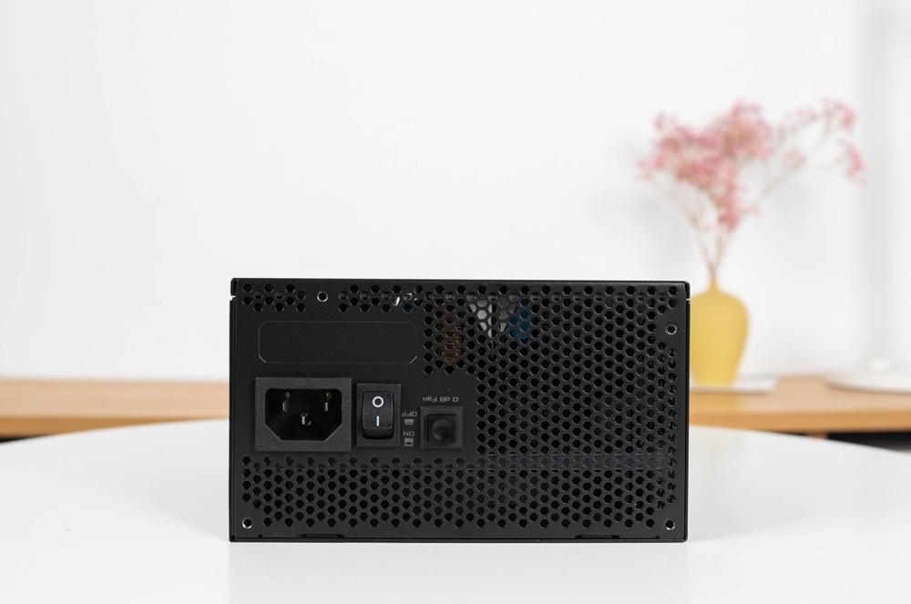 rogstrix750g雷鹰接线,华硕rogstrix