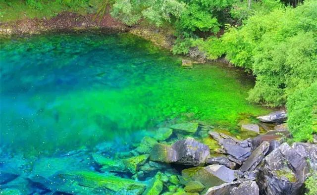 比九寨沟还漂亮的景点,比四川九寨沟更美的地方