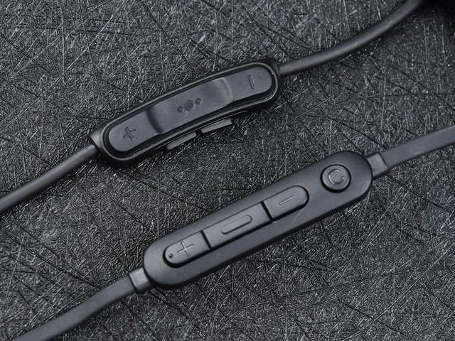 索尼wi-1000xm2对比wh-1000xm4,boseqc30对比索尼wi1000