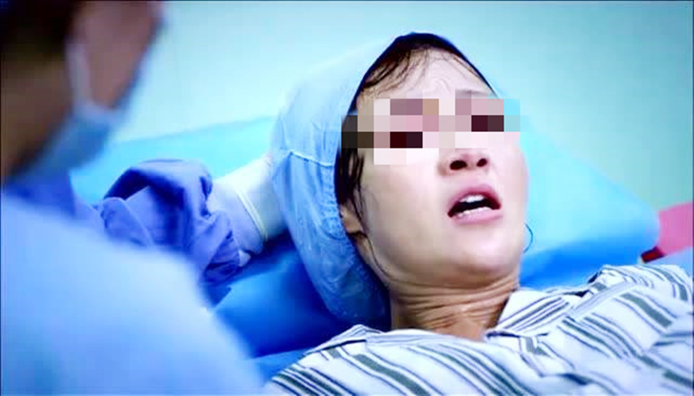 顺产后身上出现红点,顺产以后脸上有斑点