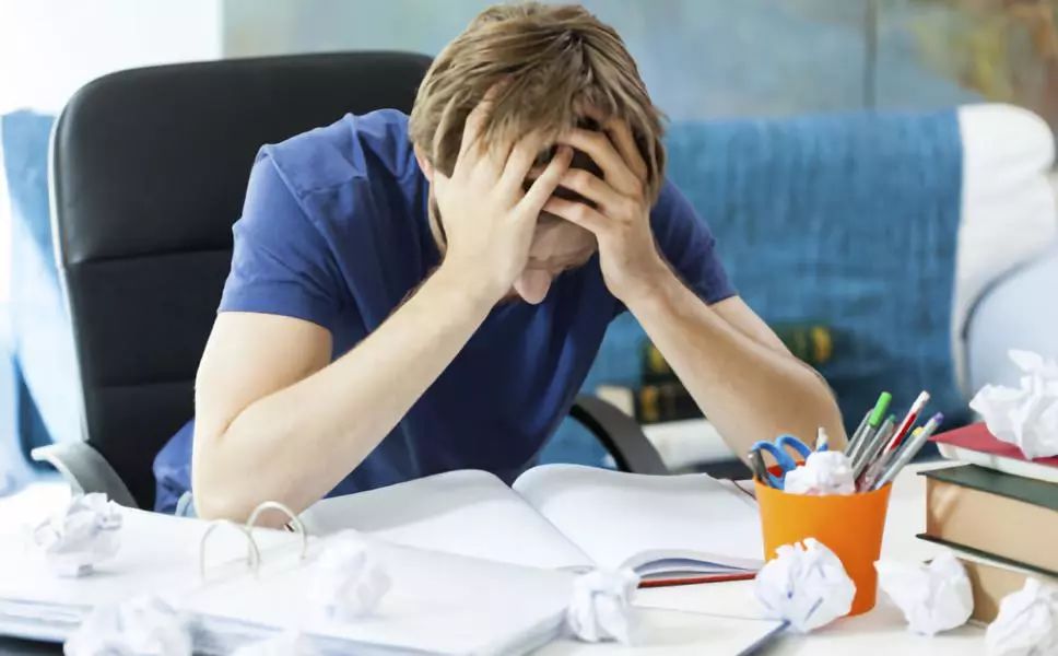 来自黄金的蔑视！30万元投资的天然钻石，半年内竟损失20万