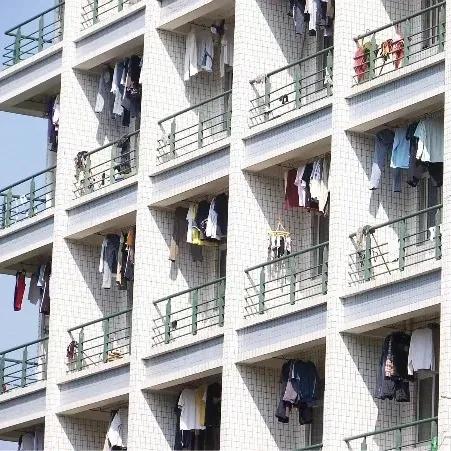 三室一厅，复合式景观房，临近地铁！南京这所双一流高校宿舍超豪华！