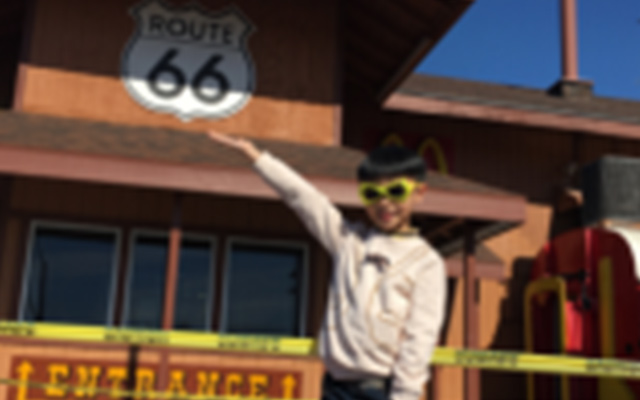 一家三口去美国被拒签的机会大吗,一家四口美国签证