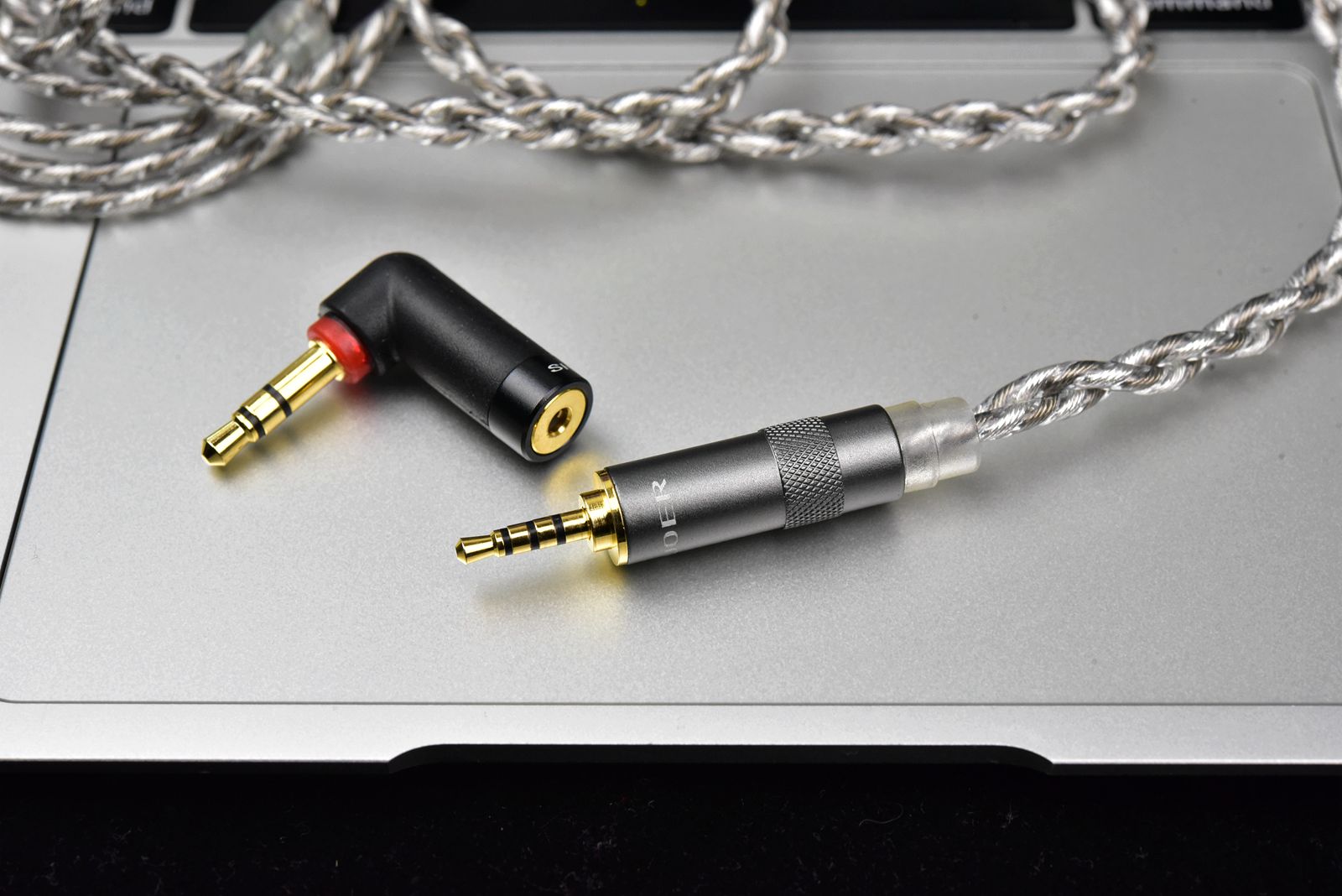 两千元静电耳机推荐,200元内音质最好的静电耳机