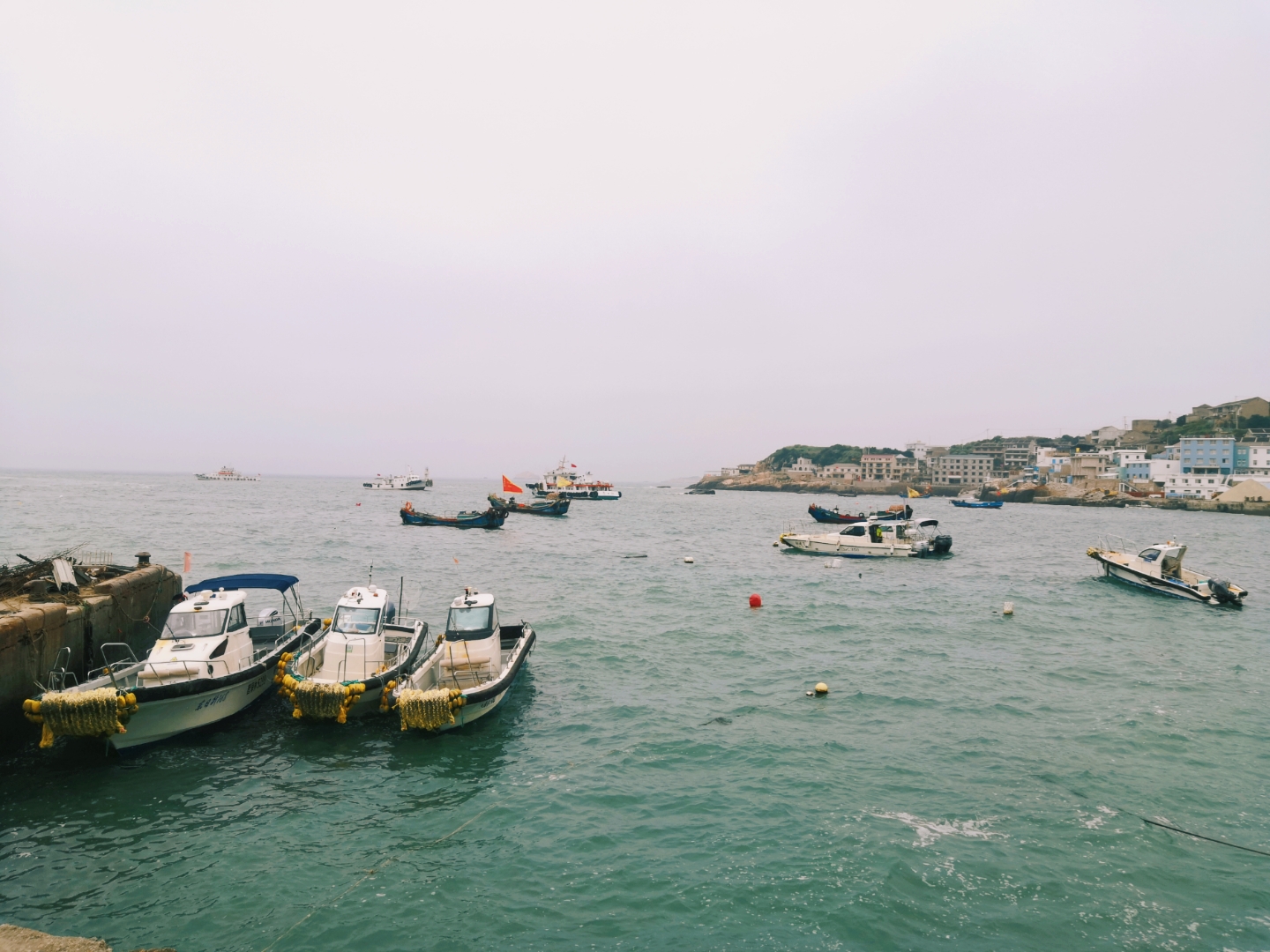 夕阳下美丽的东极岛,东极岛岛屿