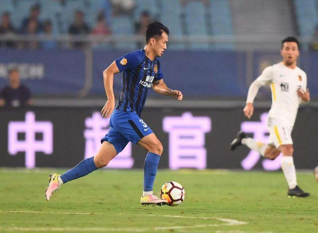 中超苏宁易购足球排名,中超江苏苏宁队前锋