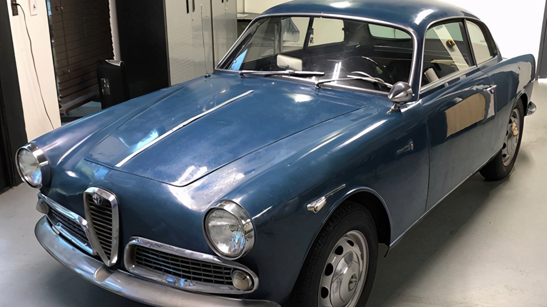 快速了解汽车品牌阿尔法罗密欧,阿尔法罗密欧stelvio2022款