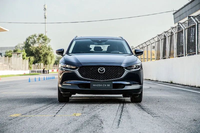 试驾长安马自达CX-30,马自达cx-30试驾车