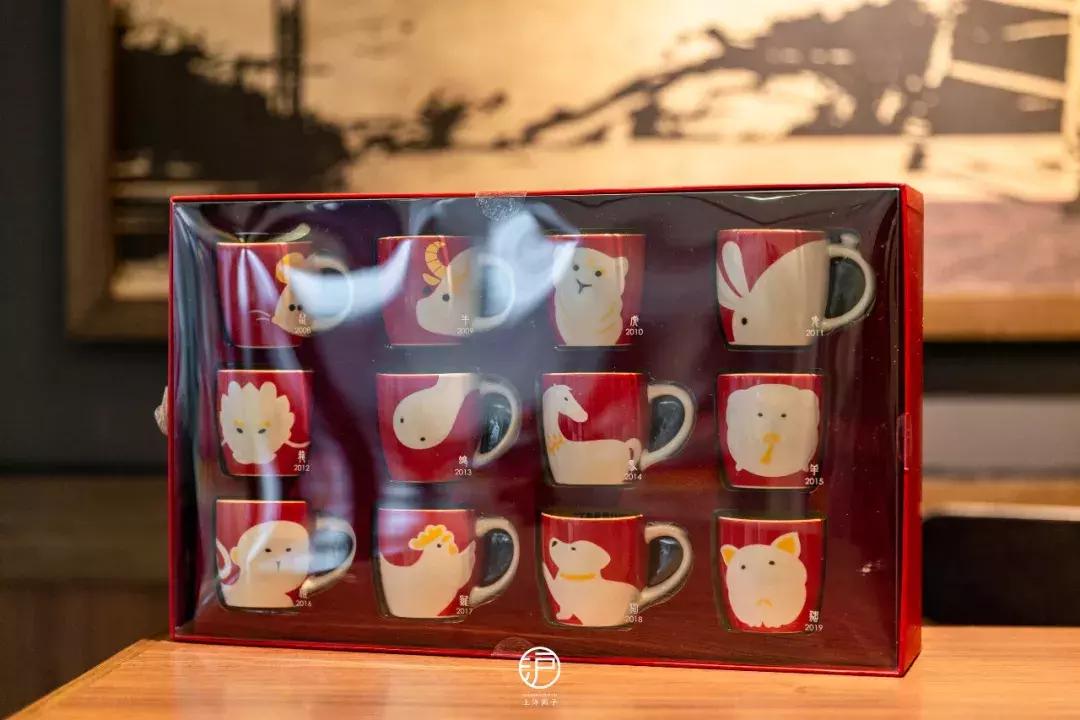 星巴克猪猪杯到哪预订,星巴克最新限定杯