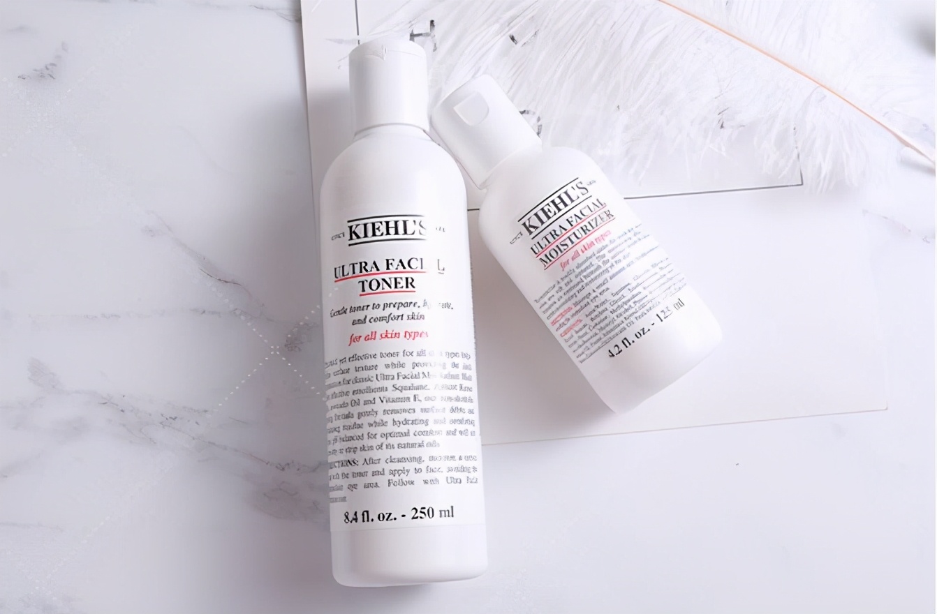 网络热门水乳推荐：美白滋润补水抗老化，为你的皮肤补充全面营养