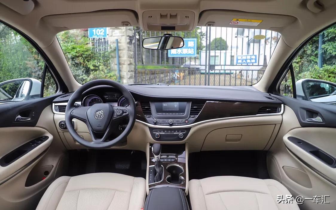 别克威朗2020三厢进取型落地价,最低配别克威朗和标致408价格