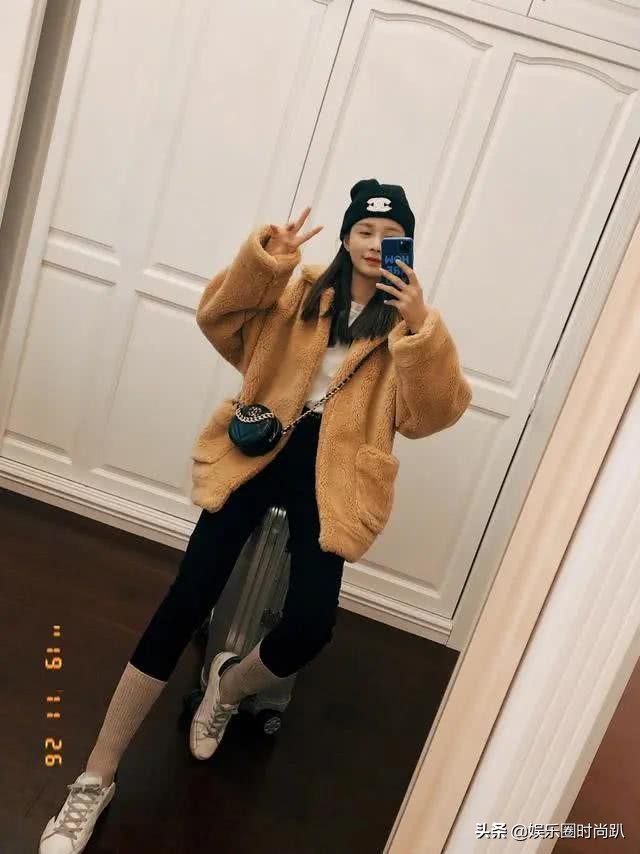 杨幂同款袜子穿搭,杨幂袜子搭配