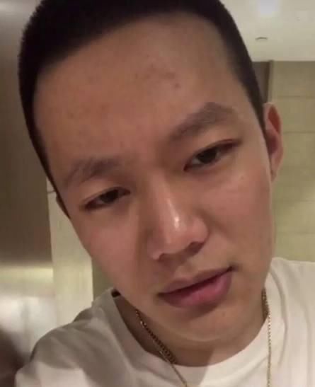 李小璐和贾乃亮9年，抵不过PGOne几个月，PGOne究竟有何魅力？