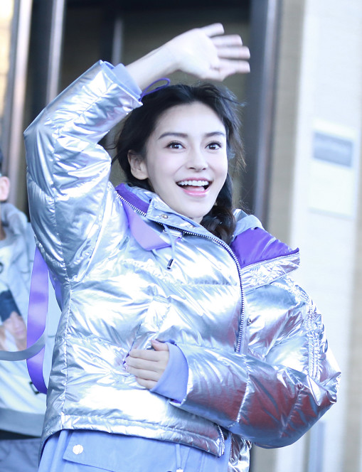 baby跑男口红,跑男中的baby受伤的视频