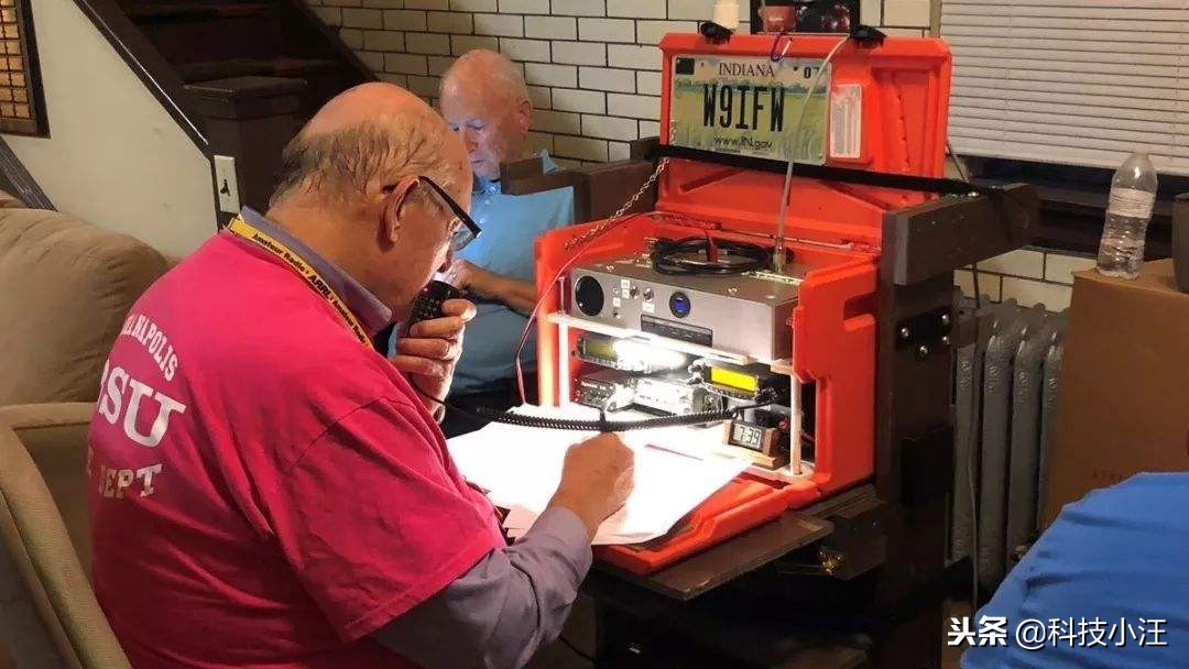 为什么这么多人喜欢玩无线电,为什么要使用摩尔斯电码