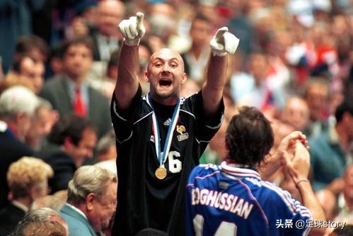 了解法国和英国的差距,法国足球历史最佳阵容