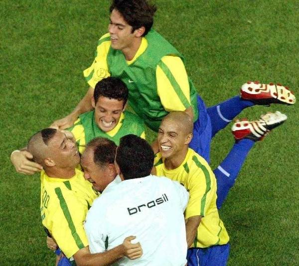 里卡多伊泽克森多斯兰特,里卡多伊泽克松多斯桑托斯发型