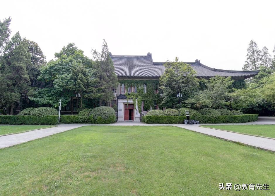 全国排名前5的*京大南**学，实力强悍，师资雄厚，却是很“低调”