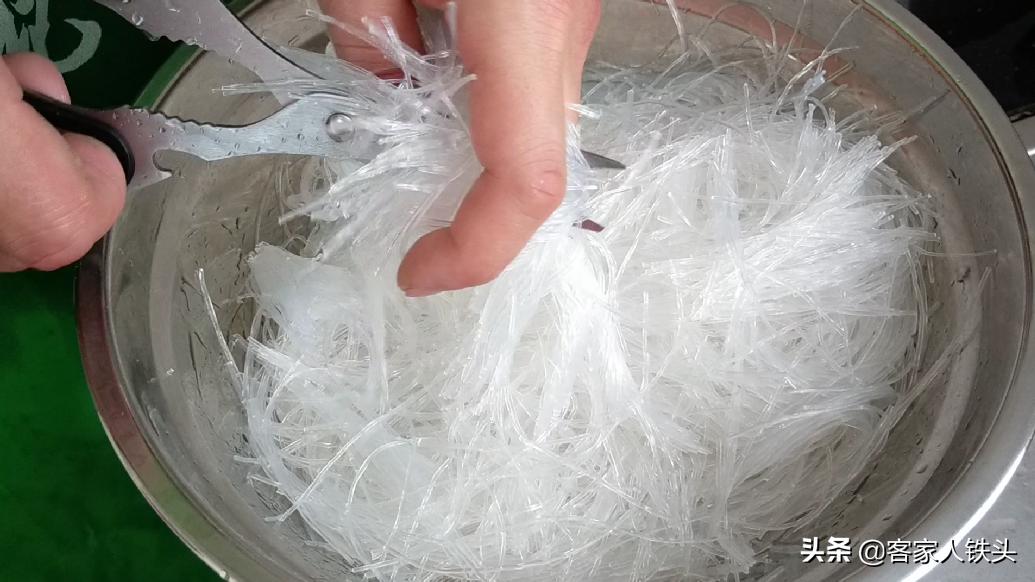 10元3个蒜蓉生蚝,正宗粉丝生蚝