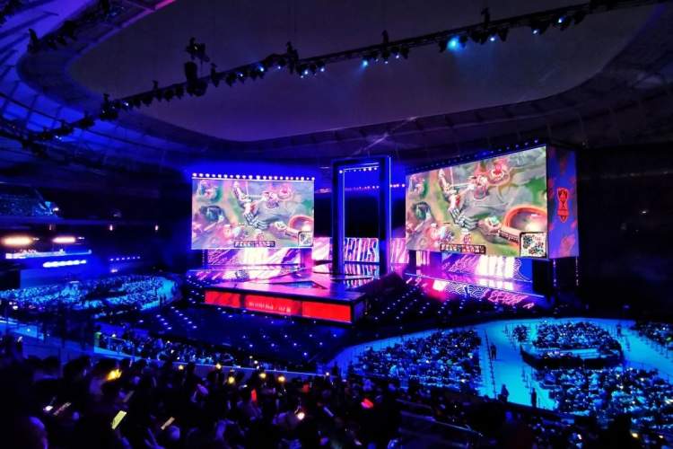 f1电竞英国,f1电竞比赛费用