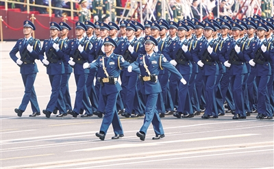 赞！国庆受阅官兵手套是咱“沈阳造”，真正的“了如指掌”