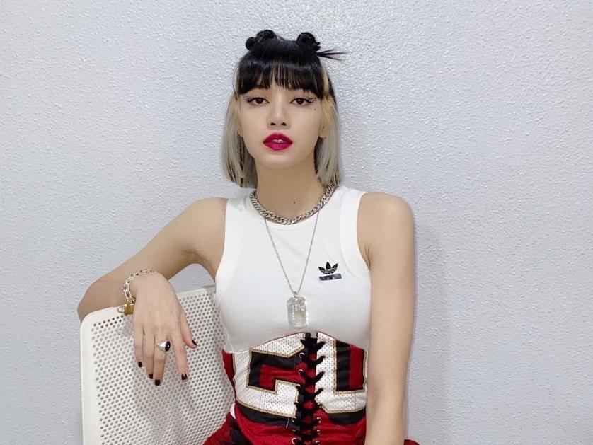 lisa代言的螺蛳粉,lisa螺蛳粉广告