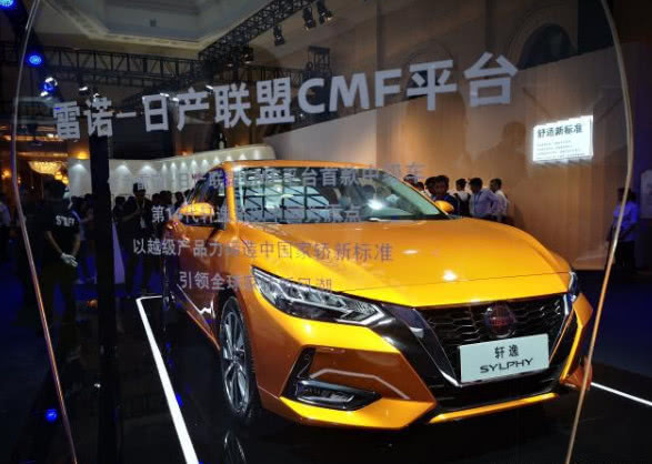 轩逸·海豚剧场开幕，东风日产携手长隆海洋王国打造＃幸福假期