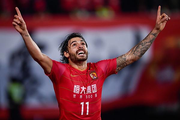 你同意意大利侨民回国吗,里皮上任会归化外援吗