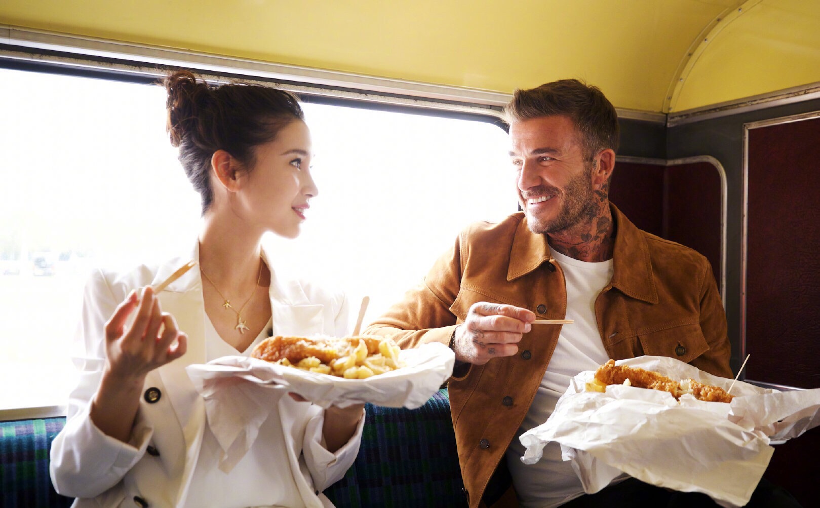 贝克汉姆和angelababy的合照,贝克汉姆和儿子颜值对比