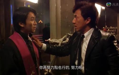 鐩樼偣鍛ㄦ槦椹扮數褰变腑鐨勮窇榫欏婕斿憳,鐩樼偣鍛ㄦ槦椹扮數褰遍噷闈㈢殑榫欏