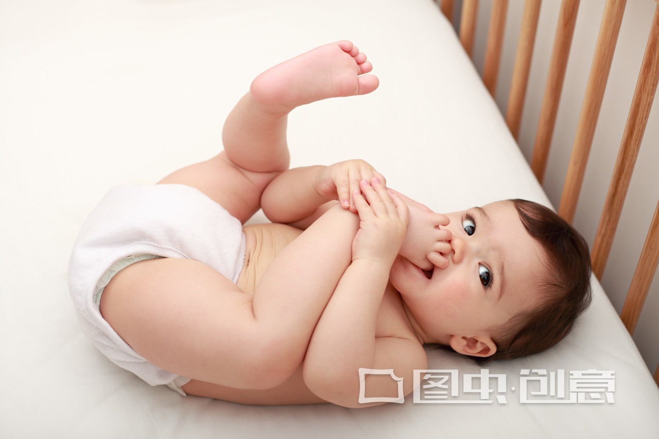 孩子抠指甲心理,孩子抠指甲严重的危害