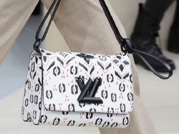 夏季显瘦链条包包,背包夏季旅行包