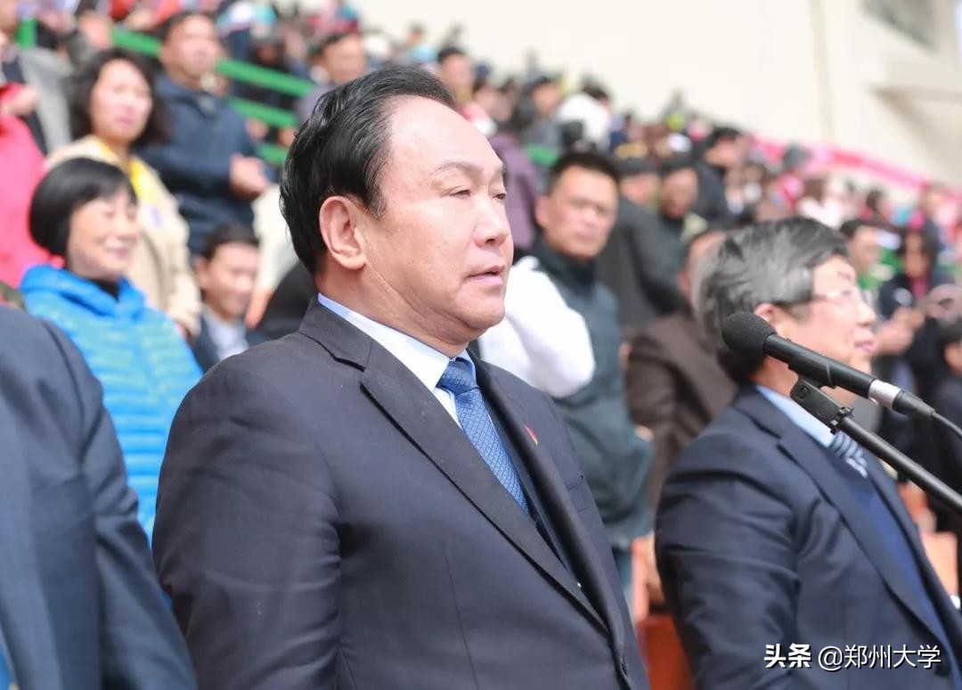 郑州大学阳光运动会800米,郑州大学春季运动会