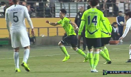 全北玩起少林足球!凶狠犯规打乱国安这犯规数据看呆