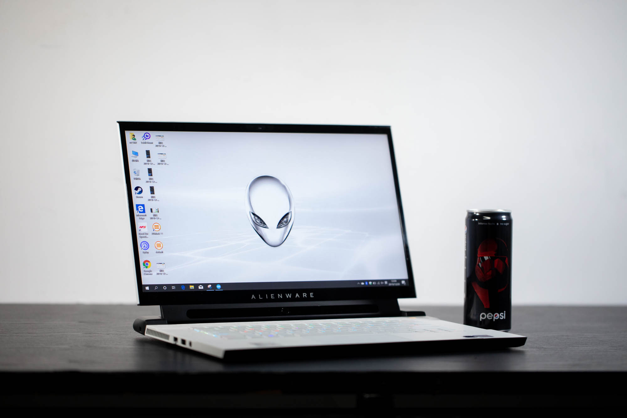 戴尔外星人笔记本17r5深度解析,外星人m15轻薄游戏本笔记本测评