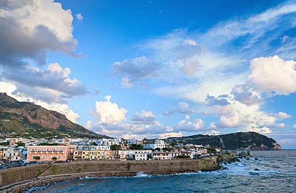 意大利米兰最繁华的街,意大利第一大城市米兰