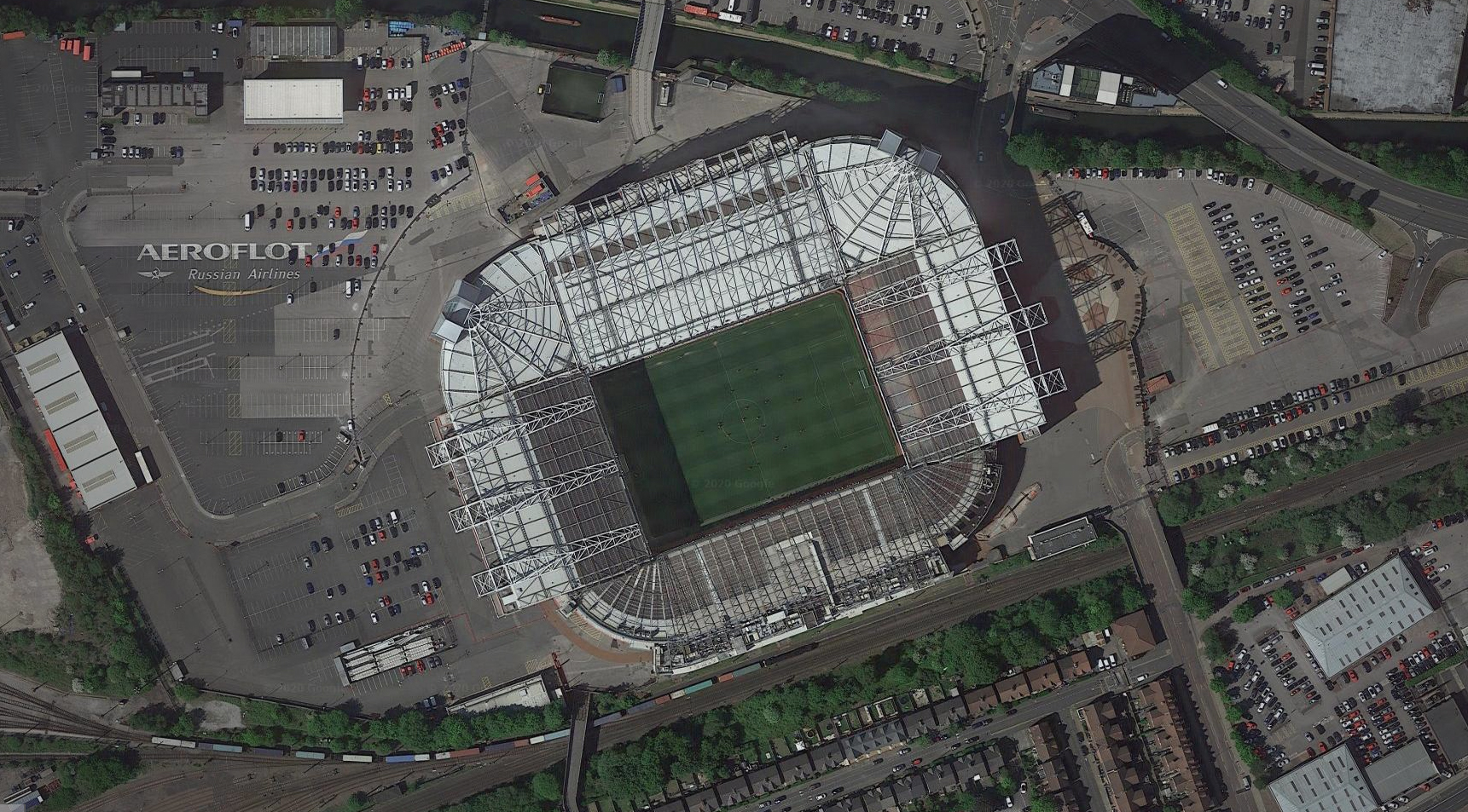 卫星地图看伯纳乌,欧洲十大足球场外观