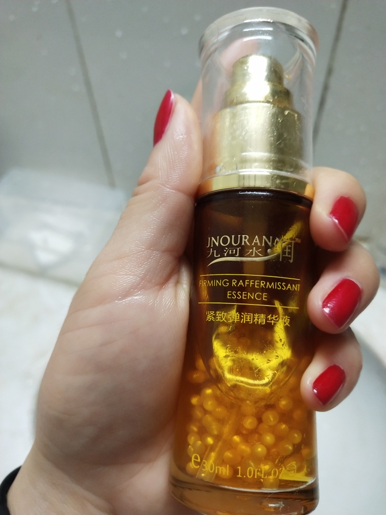 透真和透蜜气垫哪个好,透真这个牌子护肤品靠谱吗