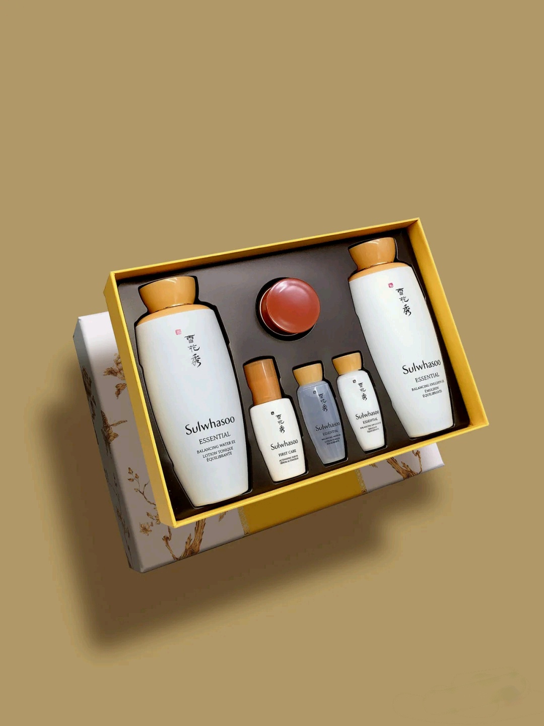 雪花秀哪款套盒最好,雪花秀和后白套盒