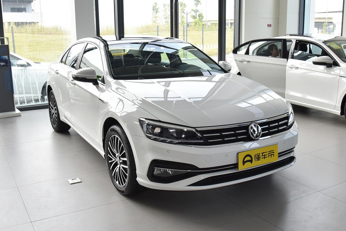 凌渡天窗盖板胶条塌陷漏水吗,21款凌渡天窗胶条塌陷4s店给换吗