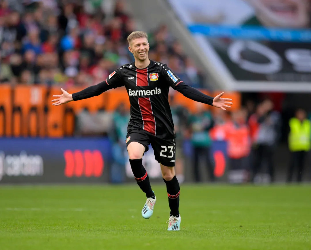 “儿砸，咱这可是祖传的本事！”