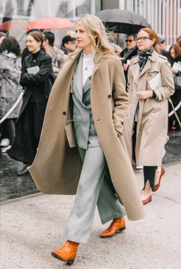 浅驼色十种高级配色,驼色加这四种颜色显高贵