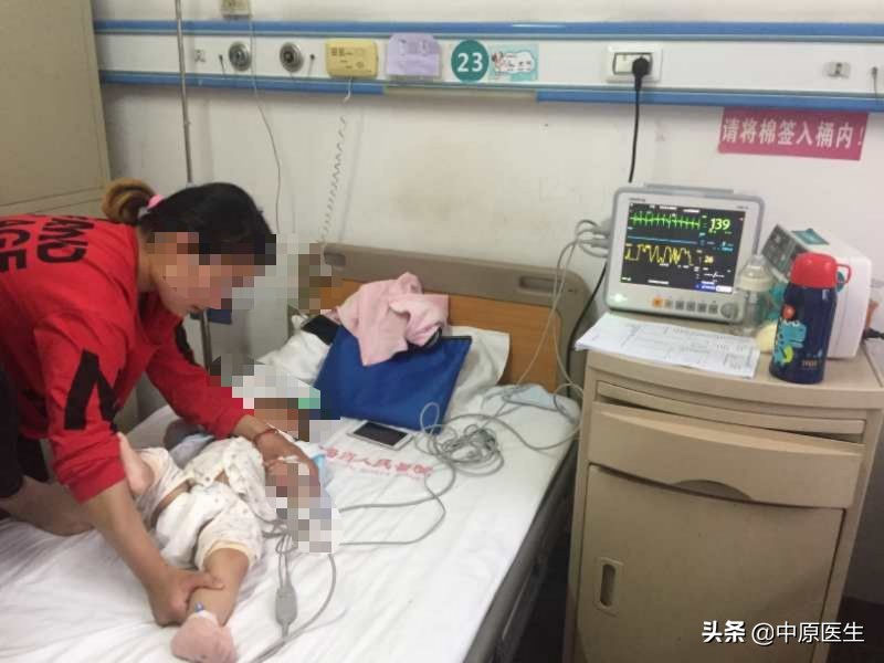 新生儿心跳200多下怎么治疗,六个月婴儿心跳160多正常吗