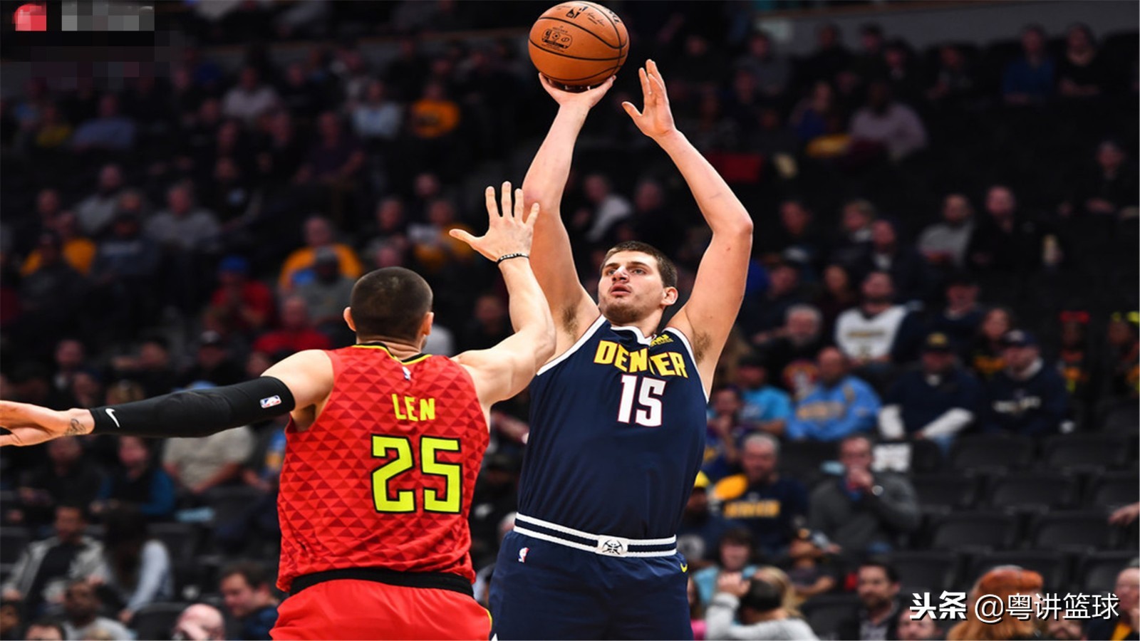 林书豪的伤势,林书豪护肘篮球集锦