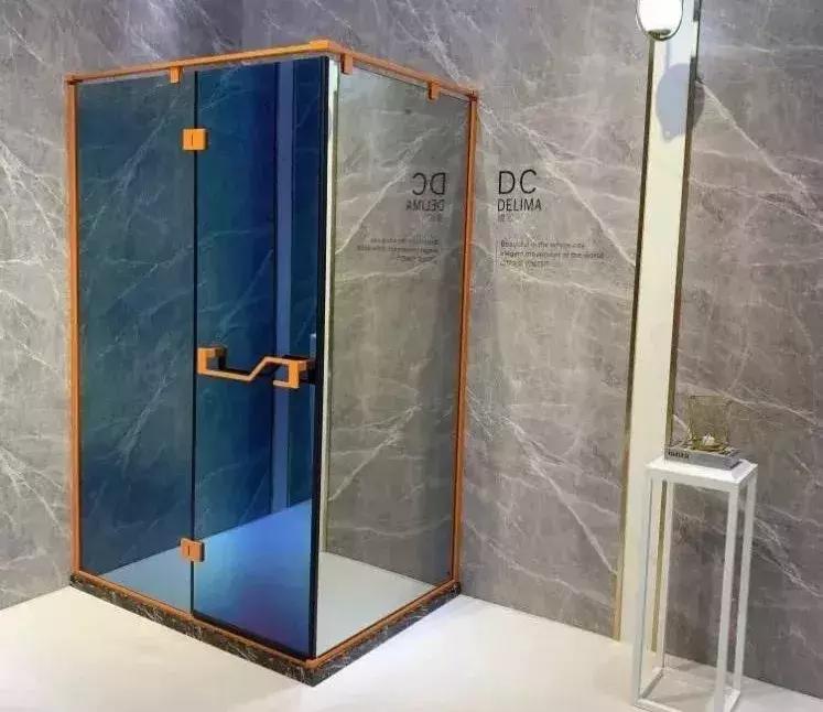 色“诱上海厨卫展！科勒、高斯...谁最出色