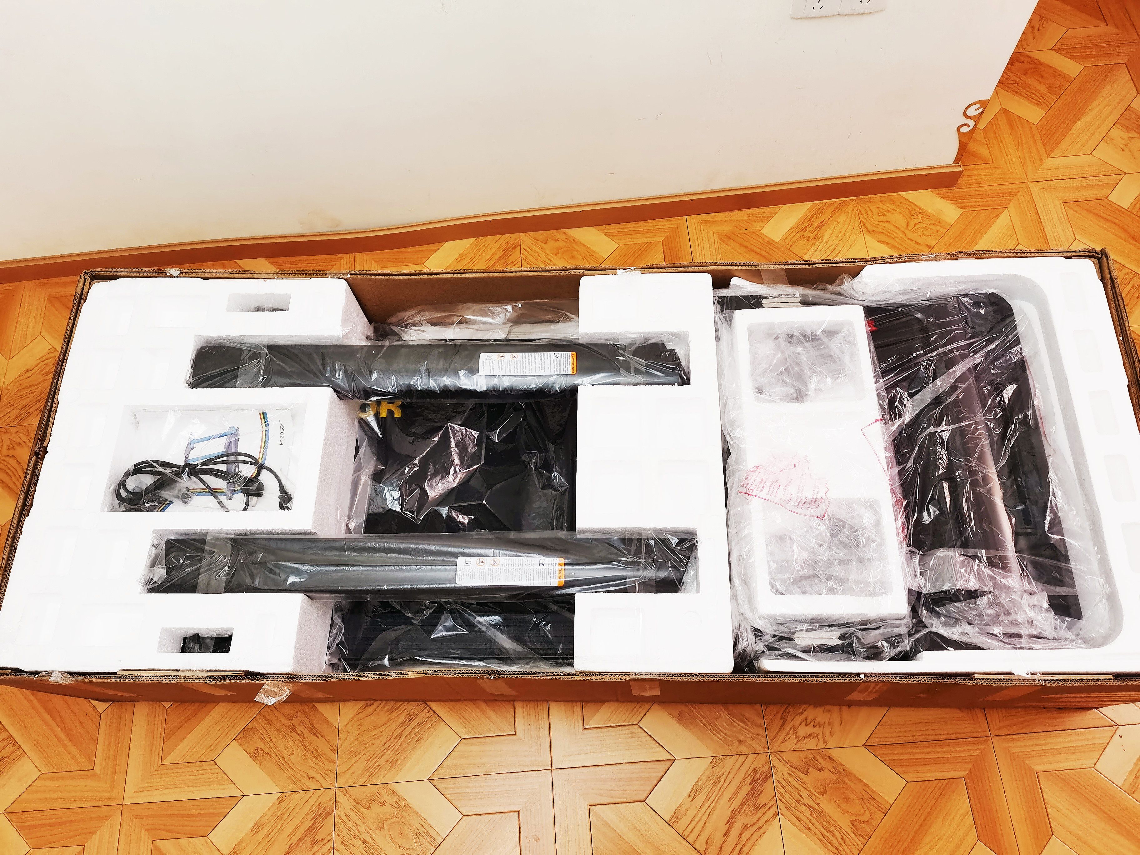 锐步跑步机jet200与fr20哪个好,锐步jet100m和jet100m跑步机