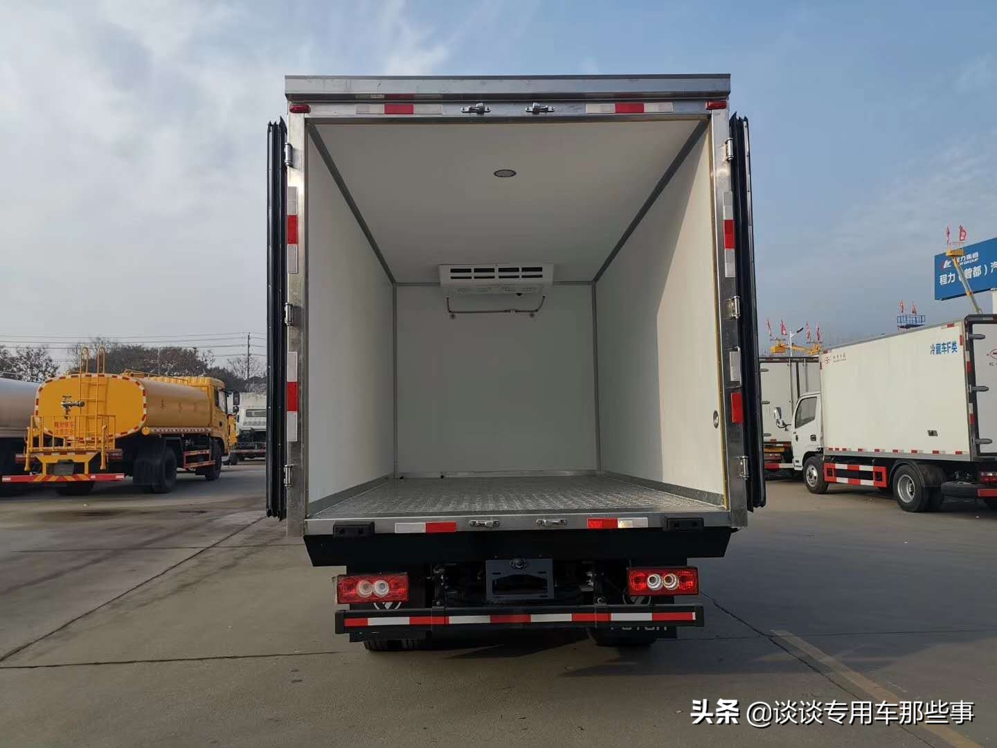 新款江淮帅铃4.2米冷藏车,帅铃冷藏车和欧马可冷藏车哪个好