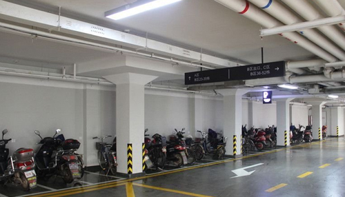 铅酸电池哪种续航最远,铅酸和锂电池冬季容量对比